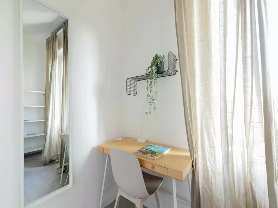 Immagine 3 di Camera in affitto  in Viale Carlo Espinasse a Milano