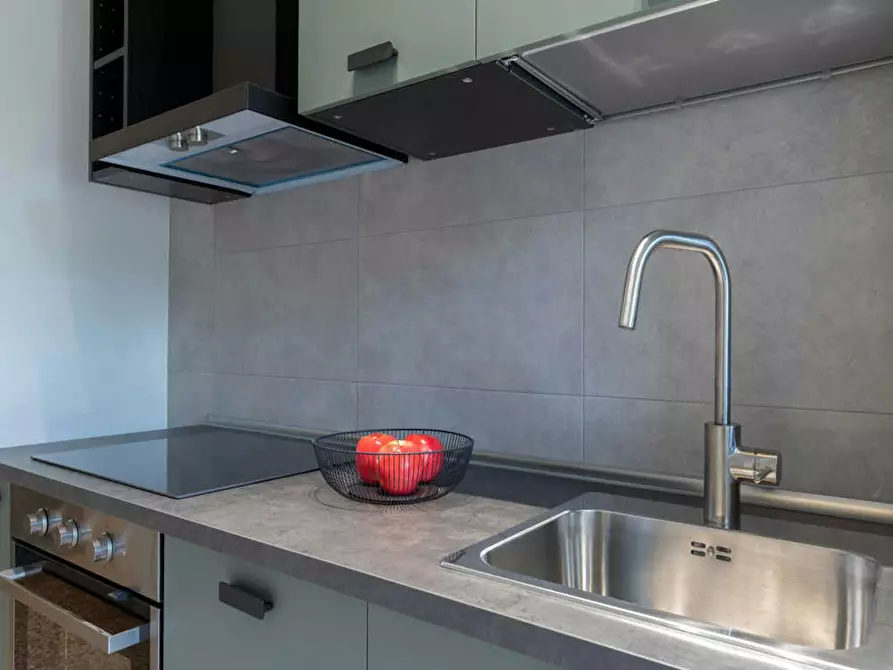 Immagine 5 di Camera in affitto  in Viale Carlo Espinasse a Milano