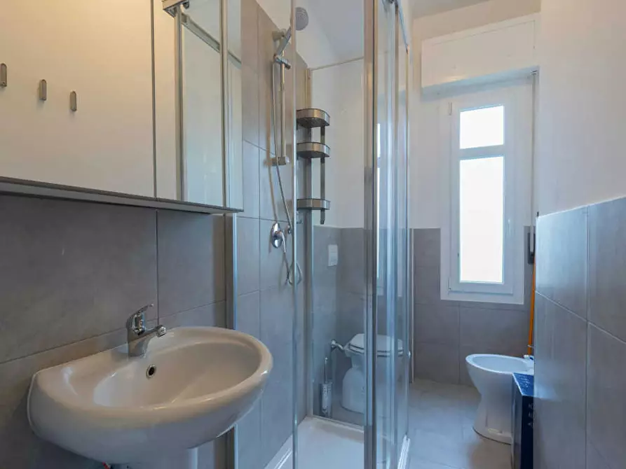 Immagine 8 di Camera in affitto  in Viale Carlo Espinasse a Milano