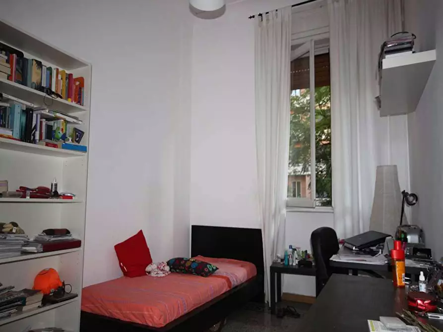 Immagine 1 di Camera in affitto  in Piazza Maria Adelaide di Savoia a Milano