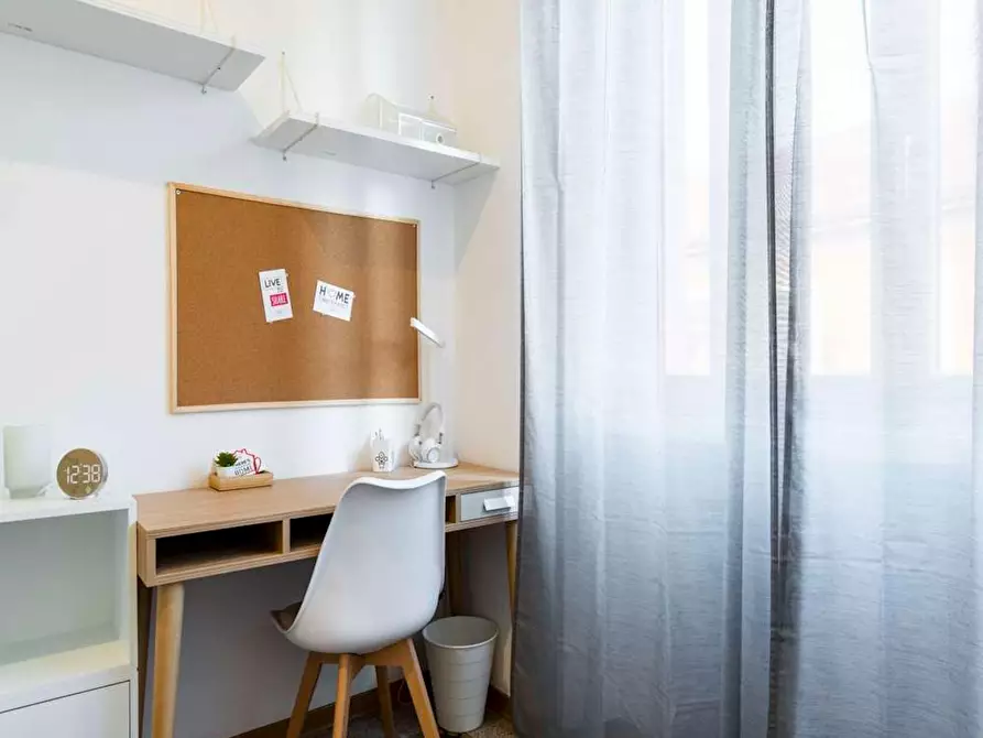 Immagine 6 di Camera in affitto  in Via Carmagnola a Milano