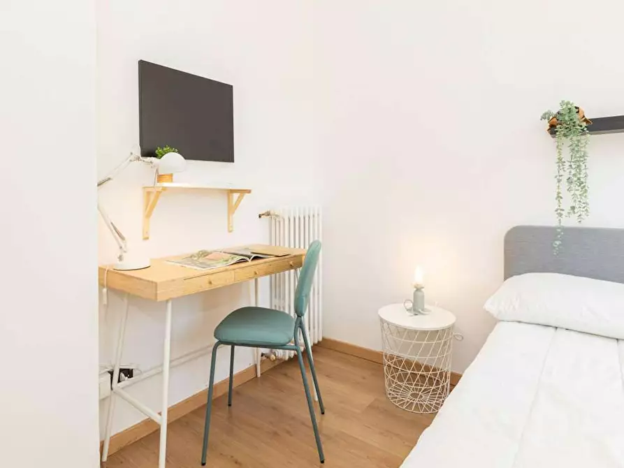 Immagine 9 di Camera in affitto  in Via Giuseppe Regaldi a Milano