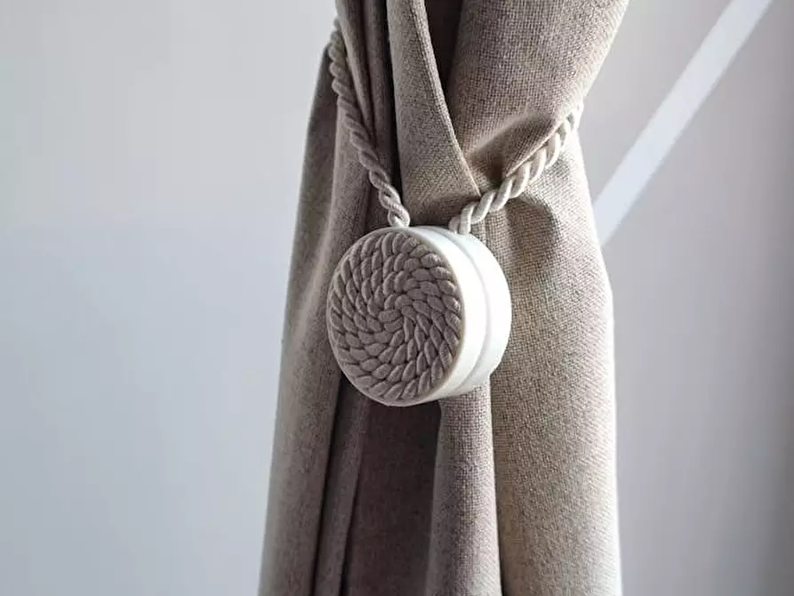 Immagine 10 di Camera in affitto  in Via delle Zite a Napoli