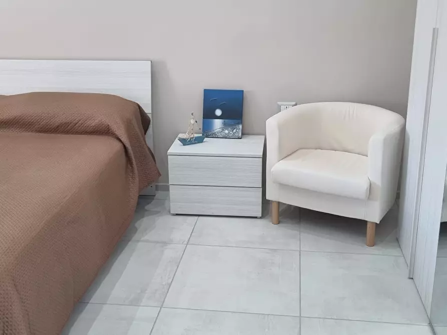 Immagine 6 di Camera in affitto  in Via delle Zite a Napoli