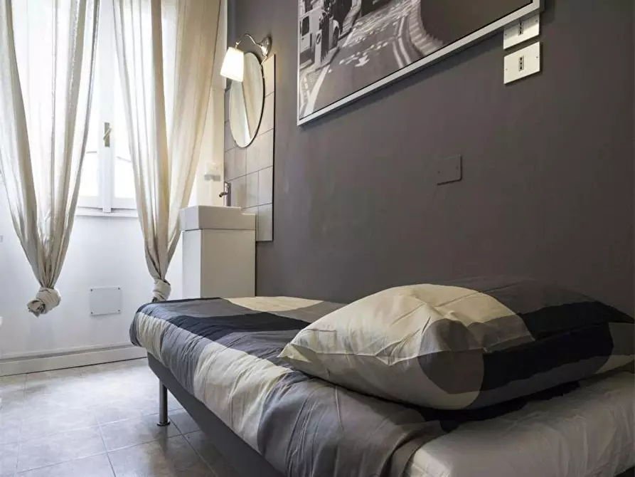 Immagine 3 di Camera in affitto  in Via Salvatore Barzilai a Milano