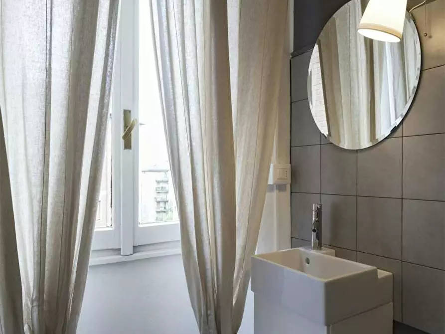 Immagine 7 di Camera in affitto  in Via Salvatore Barzilai a Milano