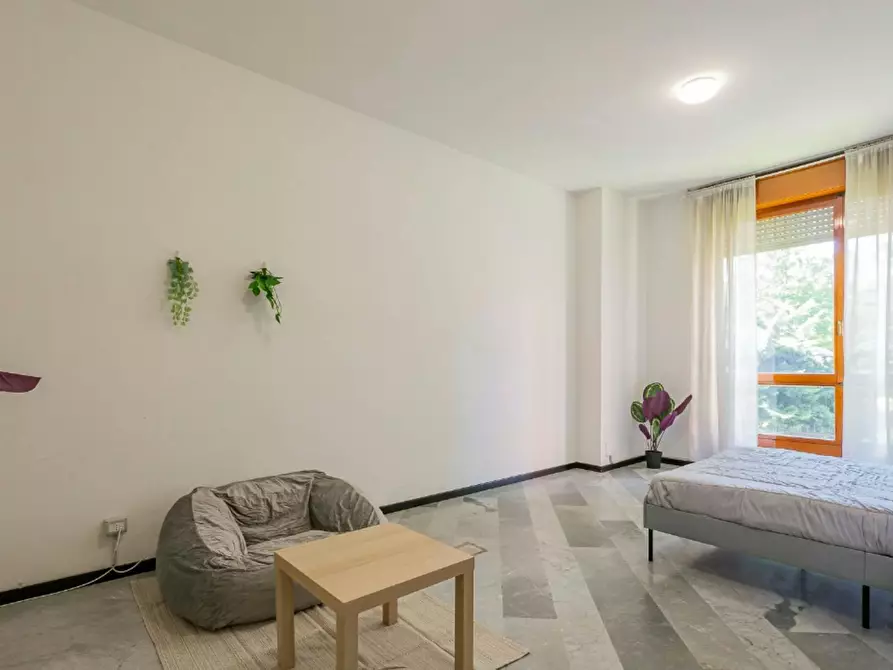 Immagine 8 di Camera in affitto  in Via Palmanova a Milano