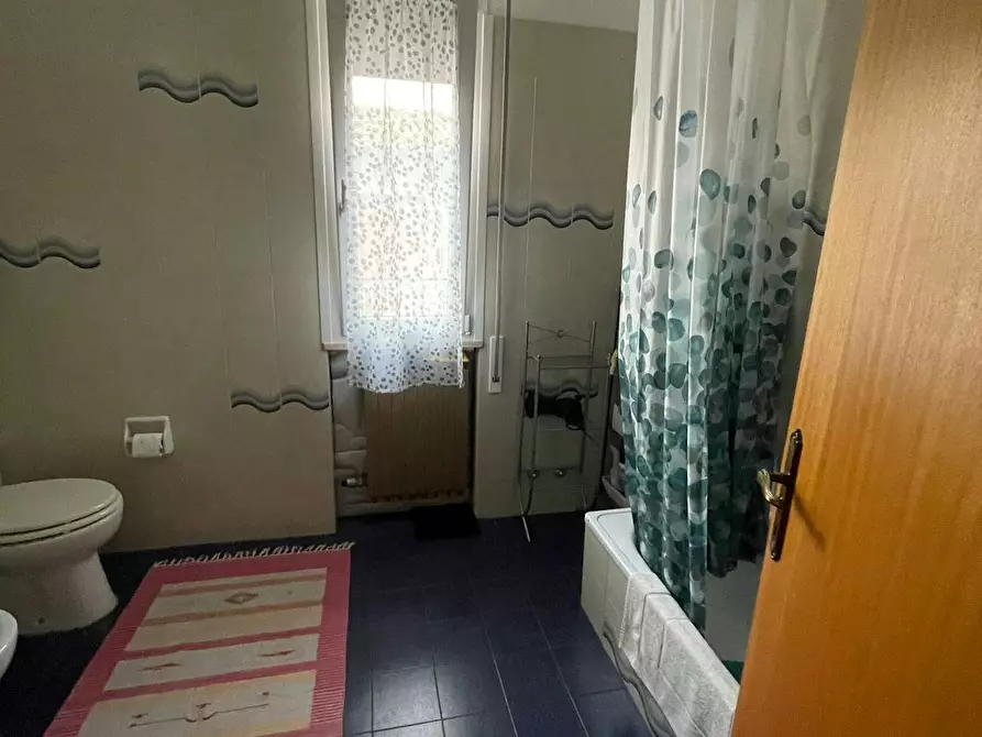 Immagine 6 di Camera in affitto  in Via delle Industrie a Ravenna