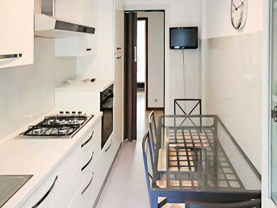 Immagine 10 di Camera in affitto  in Via Raffaello Bertieri a Milano