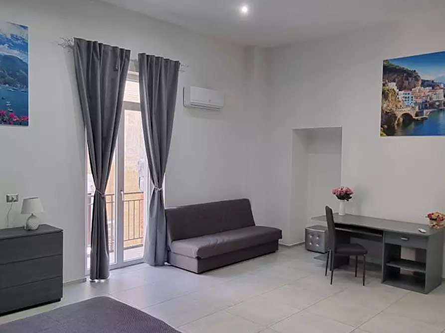 Immagine 6 di Camera in affitto  in Via delle Zite a Napoli