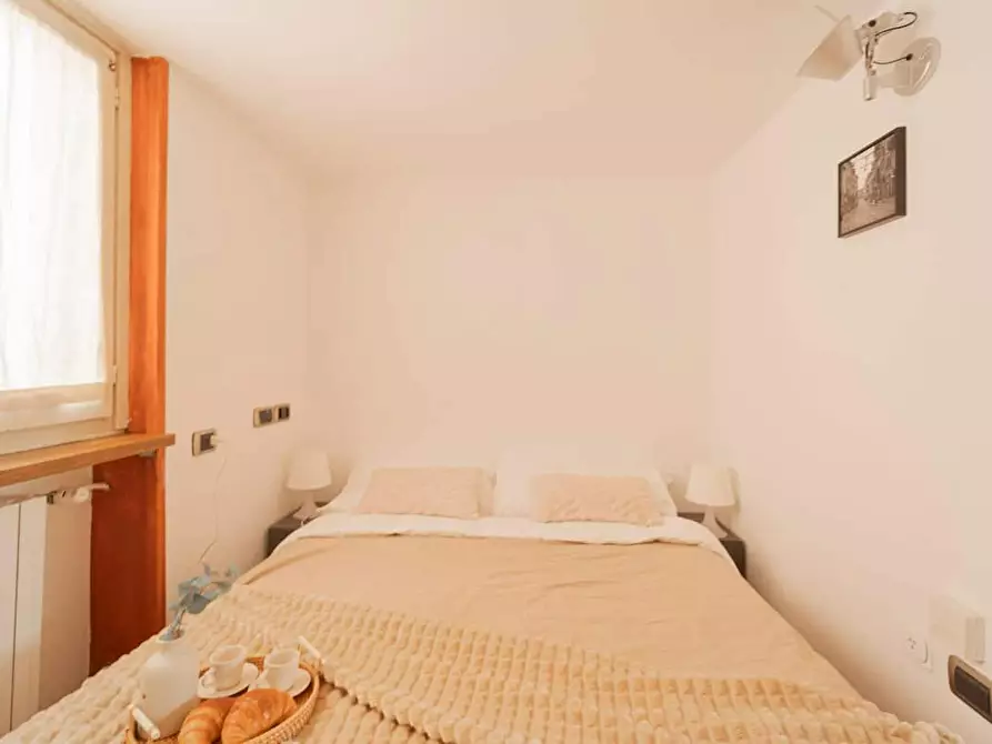 Immagine 3 di Appartamento in affitto  in Via Vettabbia a Milano