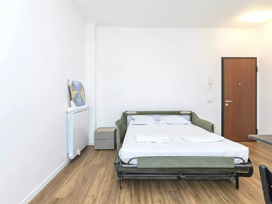 Immagine 4 di Appartamento in affitto  in Via Broni a Milano