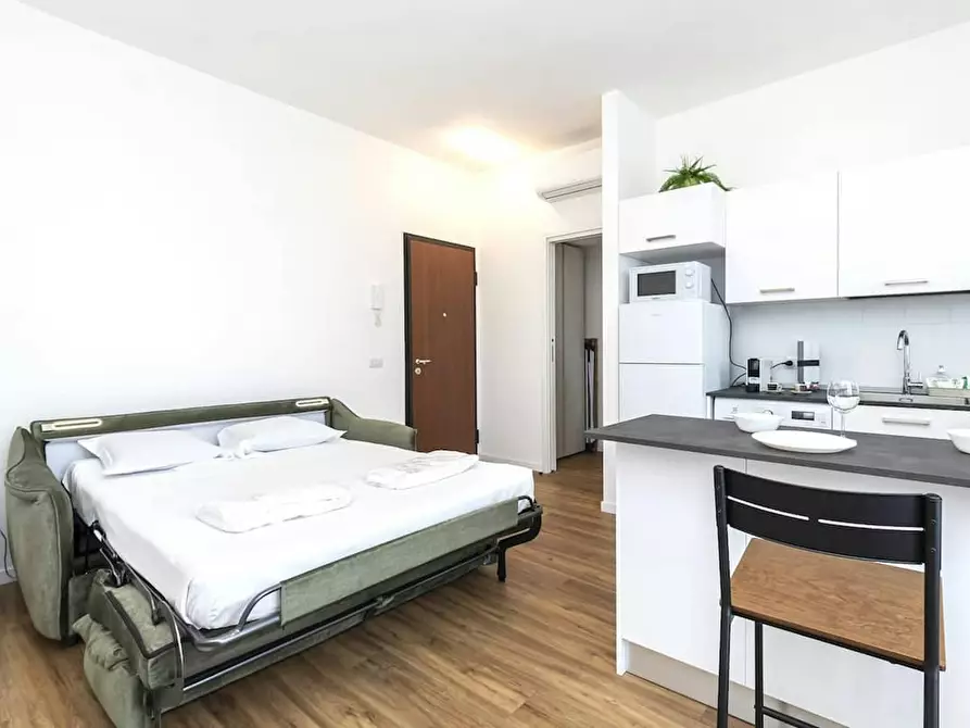 Immagine 5 di Appartamento in affitto  in Via Broni a Milano