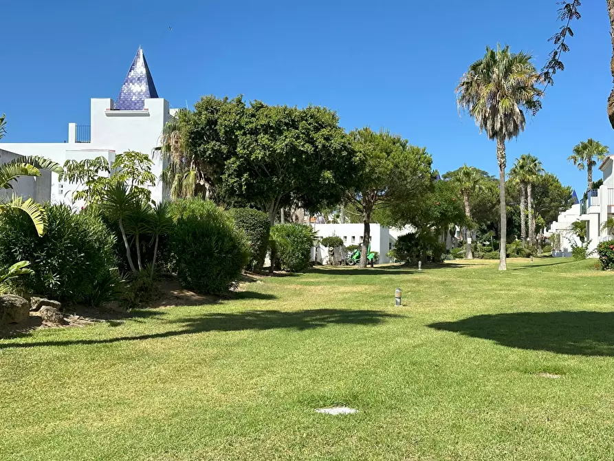 Immagine 4 di Casa indipendente in affitto  in Urbanización Loma de Santi Petri a Pago Del Humo