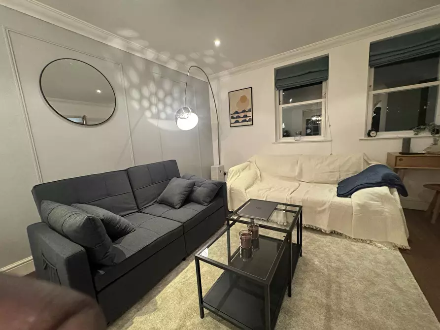 Immagine 8 di Casa indipendente in affitto  in Searles Road a Camberwell