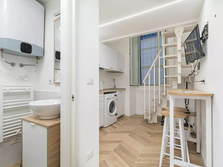 Immagine 6 di Appartamento in affitto  in Via Aminto Caretto a Milano