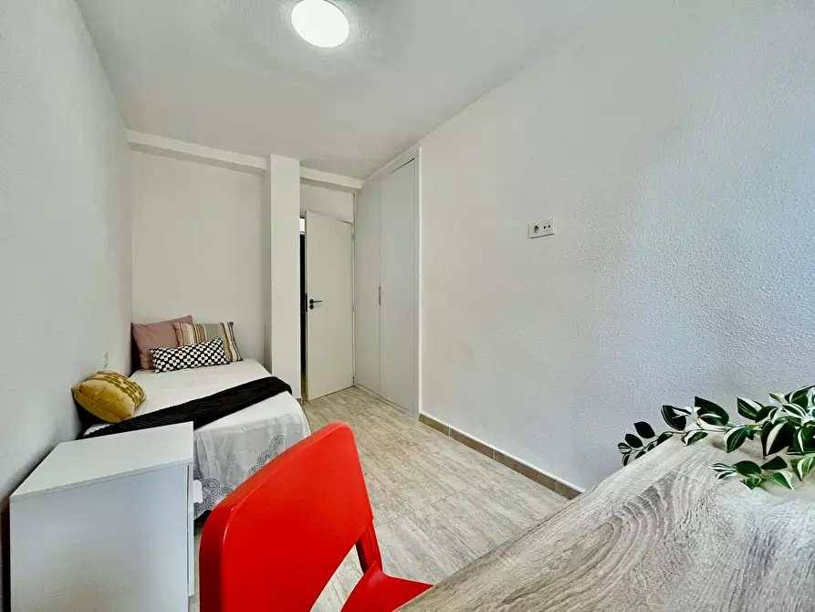 Immagine 5 di Camera in affitto  in Calle Maestro Javier Paulino Torres a Murcia