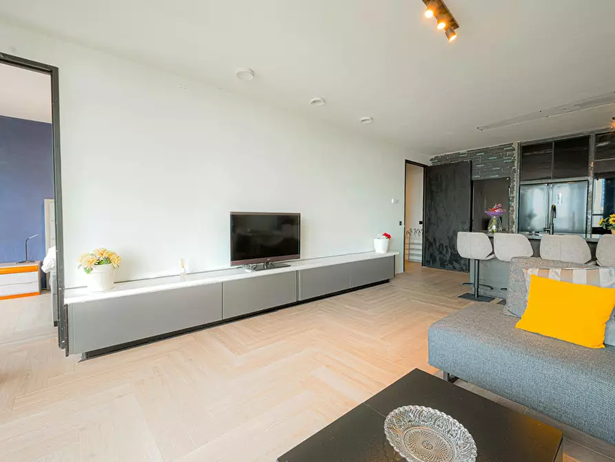 Immagine 4 di Appartamento in affitto  in Kruisplein a Rotterdam