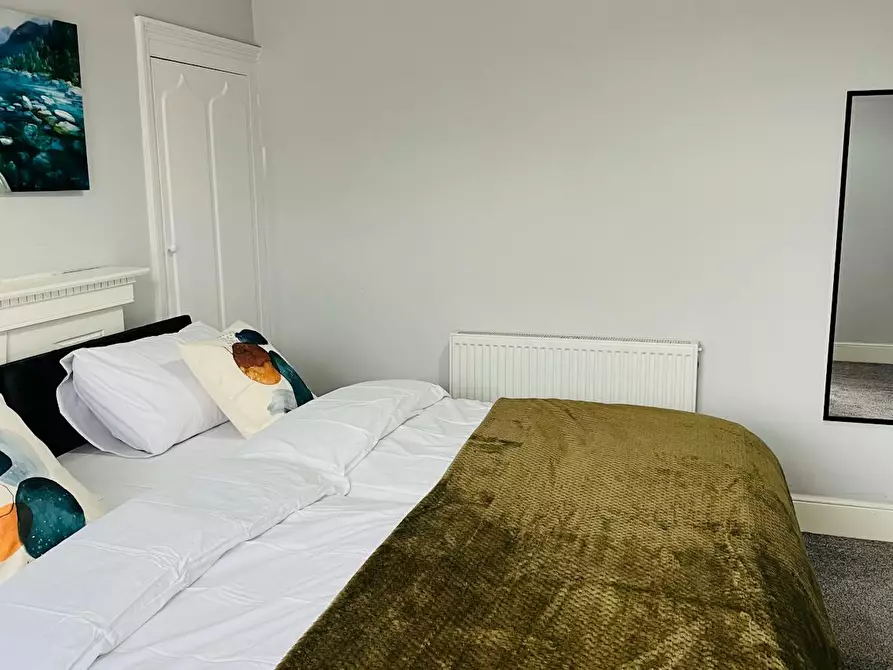 Immagine 3 di Casa indipendente in affitto  in Diana Street a 
