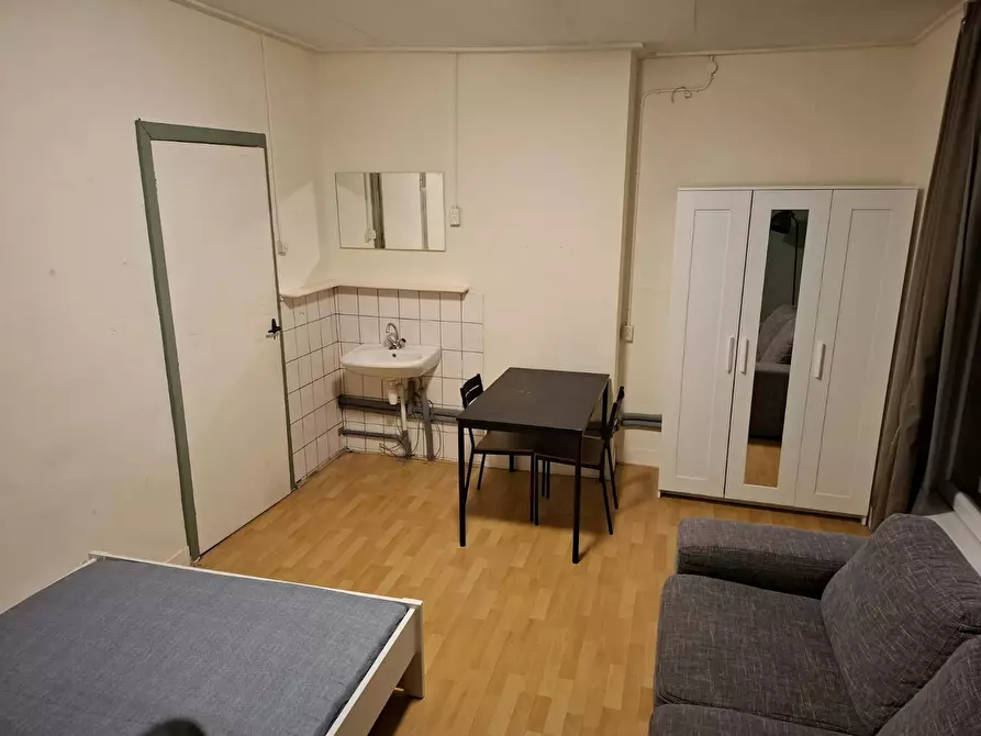 Immagine 2 di Camera in affitto  in Van Lennepstraat a Utrecht