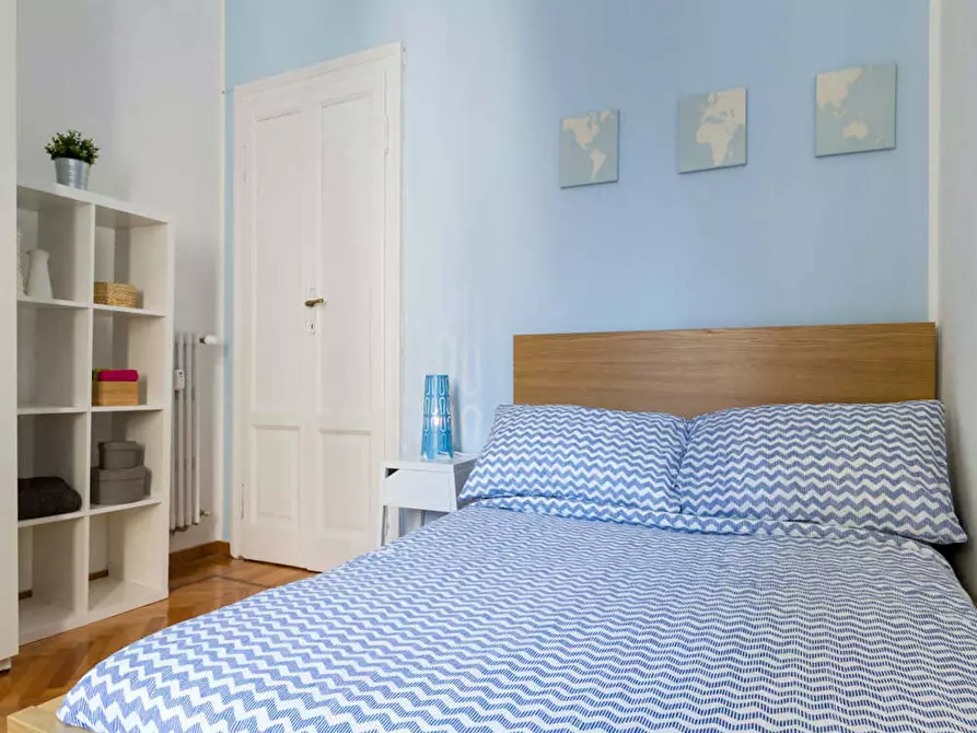 Immagine 4 di Camera in affitto  in Via Carlo Farini a Milano