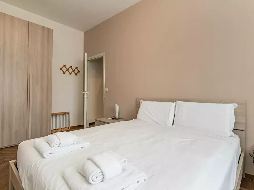 Immagine 5 di Appartamento in affitto  in Via Giambellino a Milano