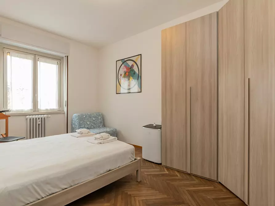 Immagine 2 di Appartamento in affitto  in Via Giambellino a Milano
