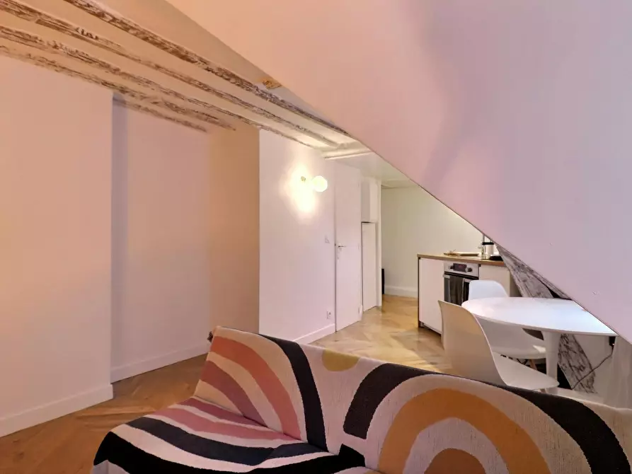 Immagine 4 di Appartamento in affitto  in Rue de l'Échiquier a Paris