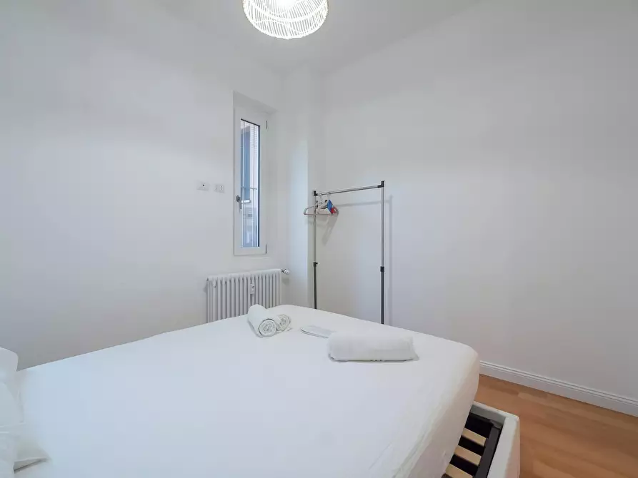 Immagine 5 di Appartamento in affitto  in Via Gressoney a Milano