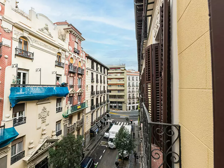 Immagine 9 di Appartamento in affitto  in Calle de Apodaca a Madrid