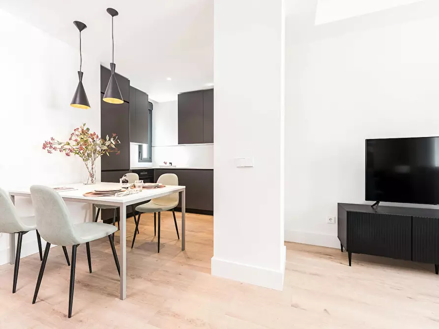 Immagine 6 di Appartamento in affitto  in Calle del Doctor Castelo a Madrid
