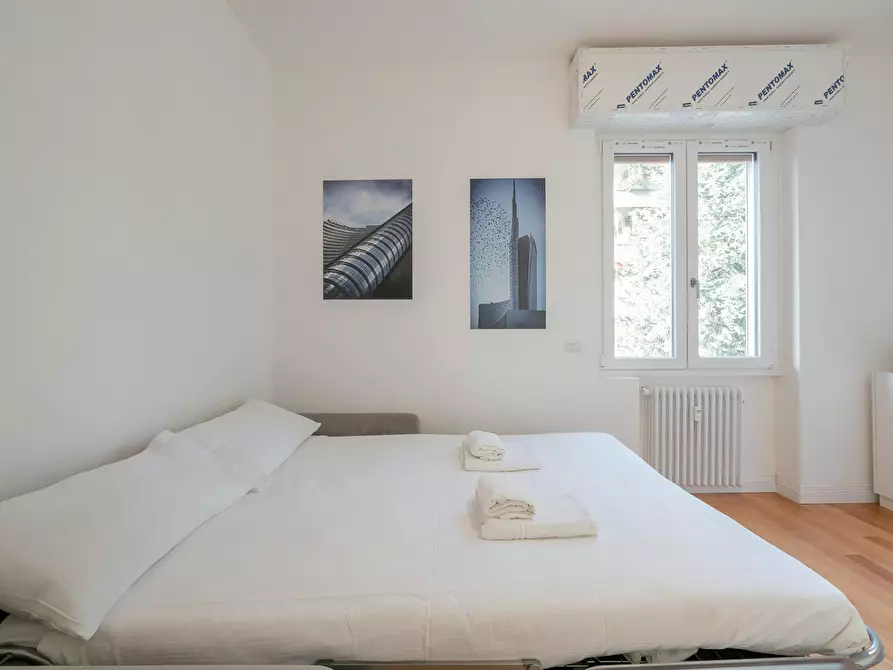 Immagine 2 di Appartamento in affitto  in Via Gressoney a Milano