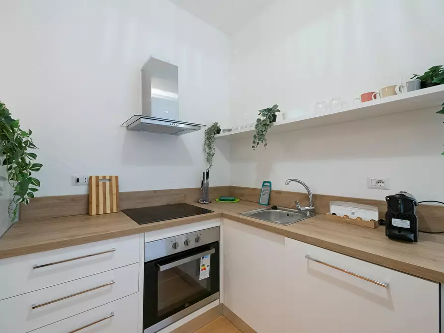 Immagine 7 di Appartamento in affitto  in Via Gressoney a Milano