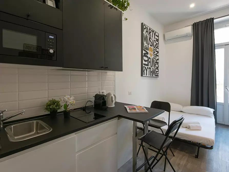 Immagine 7 di Appartamento in affitto  in Via Lomellina a Milano