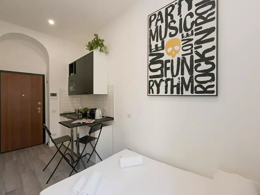 Immagine 5 di Appartamento in affitto  in Via Lomellina a Milano