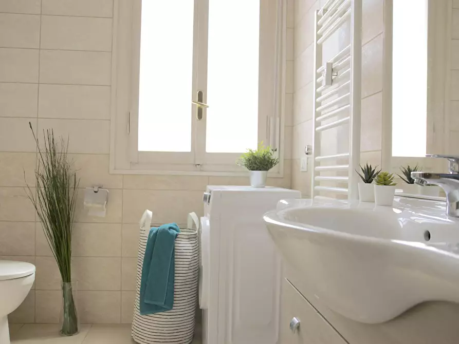 Immagine 8 di Camera in affitto  in Via Ermete Zacconi a Bologna