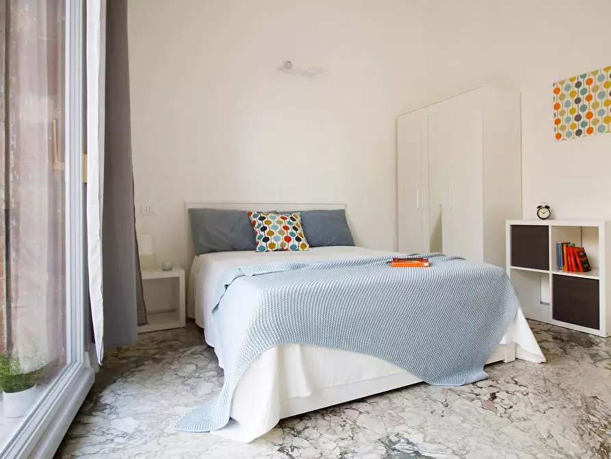 Immagine 2 di Camera in affitto  in Viale del Risorgimento a Bologna