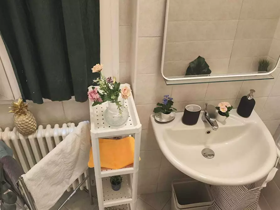 Immagine 10 di Camera in affitto  in Via dei Mille a Bologna