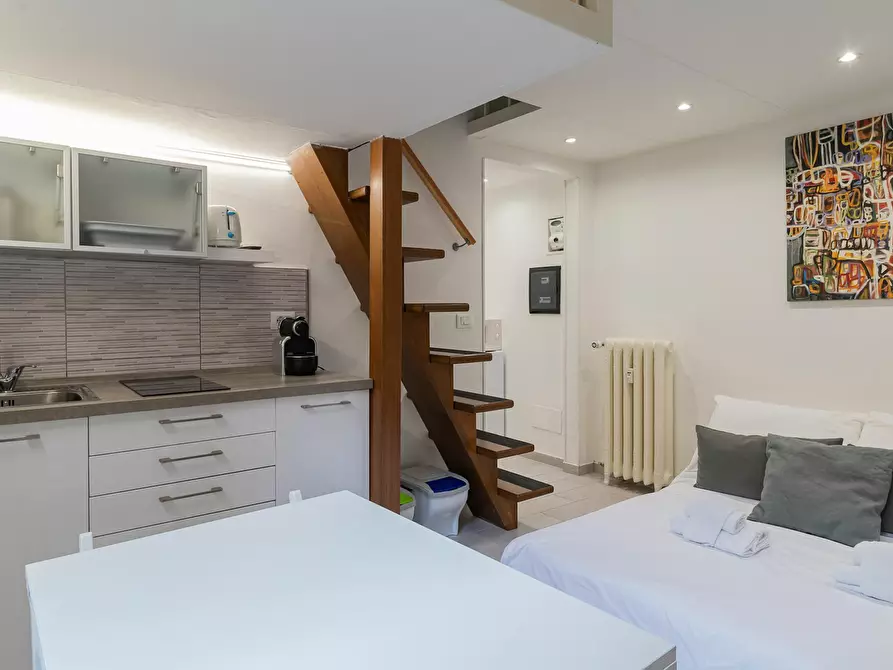 Immagine 4 di Appartamento in affitto  in Via Francesco Londonio a Milano