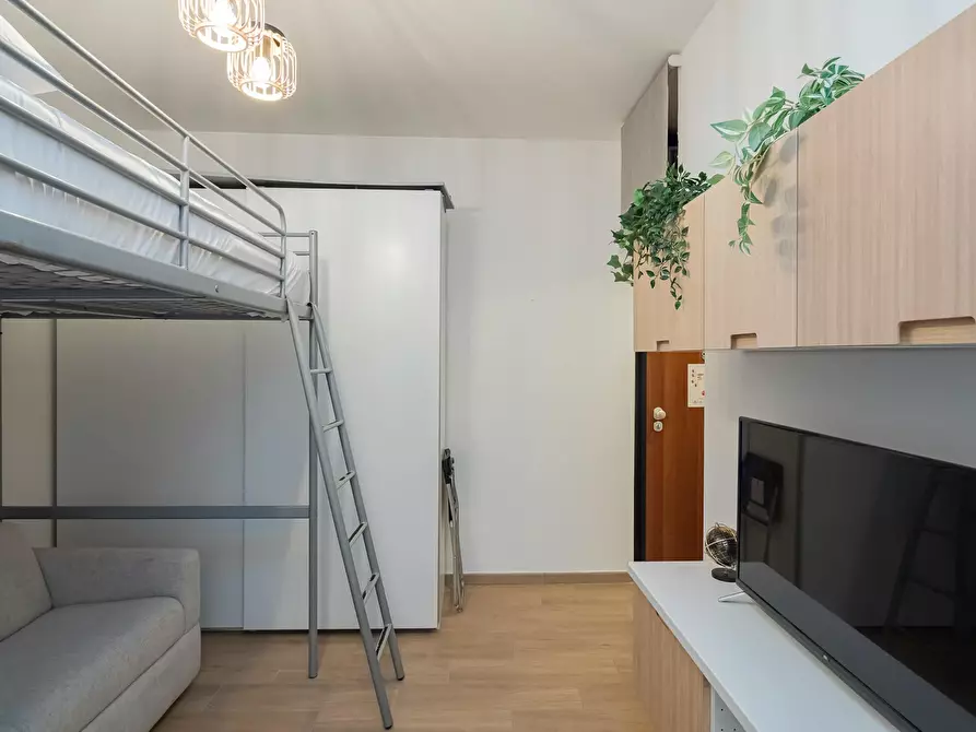 Immagine 7 di Appartamento in affitto  in Viale Lucania a Milano