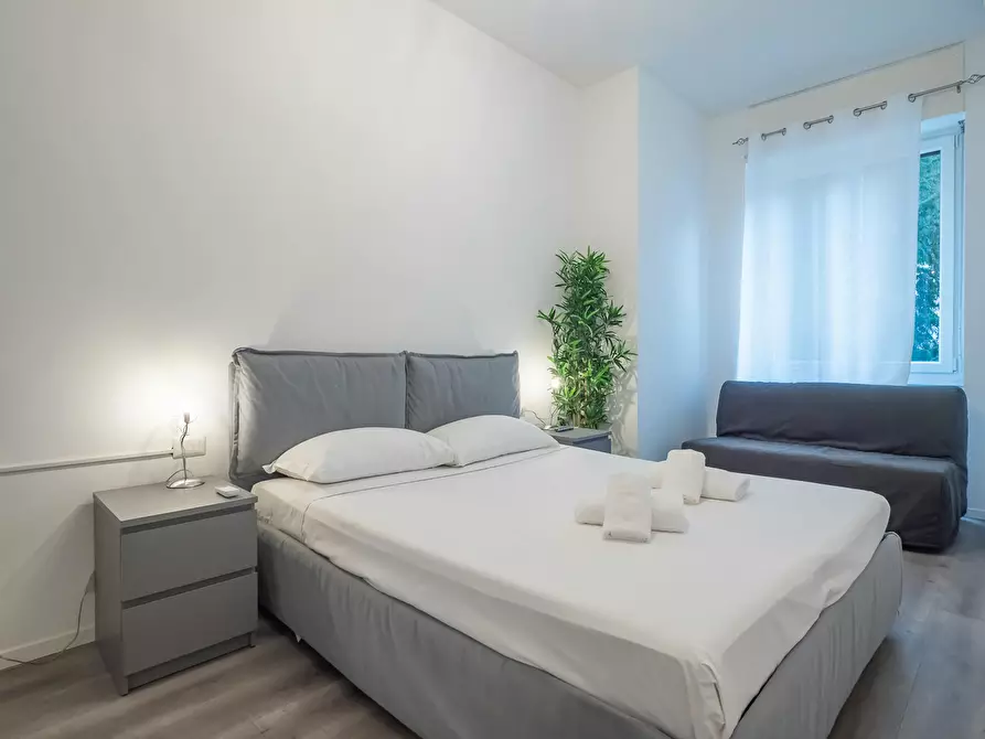 Immagine 3 di Appartamento in affitto  in Via Macedonio Melloni a Milano