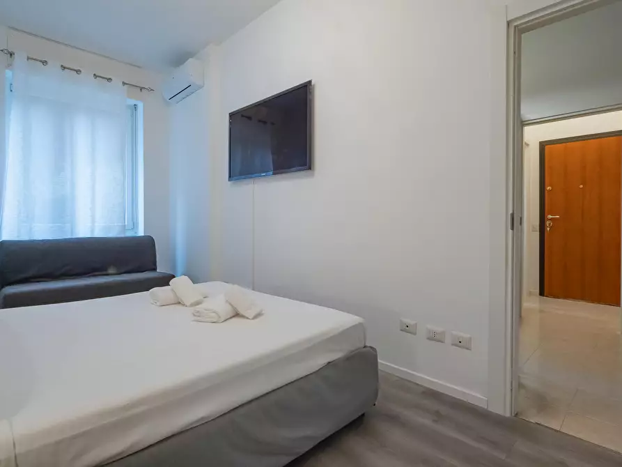 Immagine 7 di Appartamento in affitto  in Via Macedonio Melloni a Milano