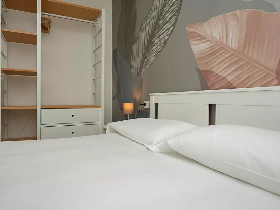 Immagine 8 di Appartamento in affitto  in Via Negroli a Milano