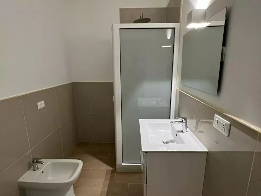 Immagine 5 di Camera in affitto  in Via Gian Giuseppe Carulli a Bari