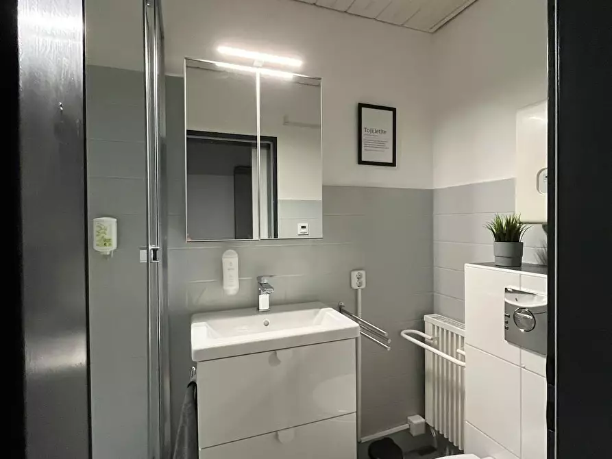 Immagine 9 di Appartamento in affitto  in Fichtenweg a Winterberg
