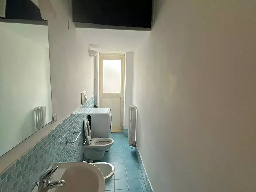 Immagine 4 di Camera in affitto  in Via Giuseppe Davanzati Forges a Bari