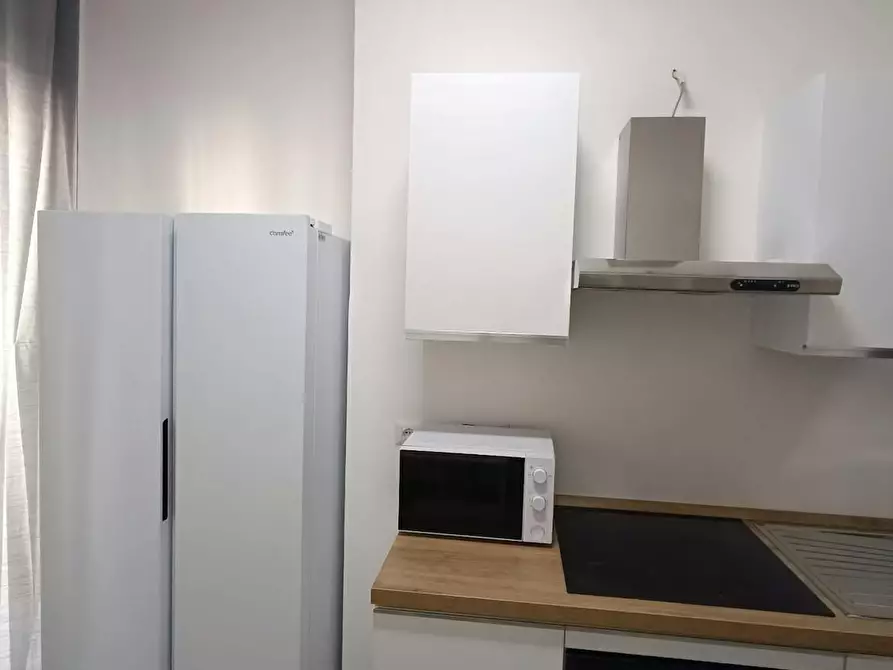 Immagine 6 di Camera in affitto  in Piazza Giuseppe Garibaldi a Bari