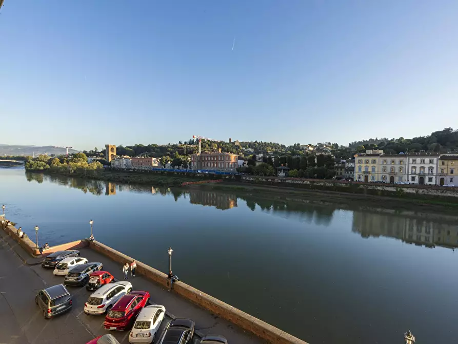 Immagine 9 di Appartamento in affitto  in Lungarno delle Grazie a Firenze