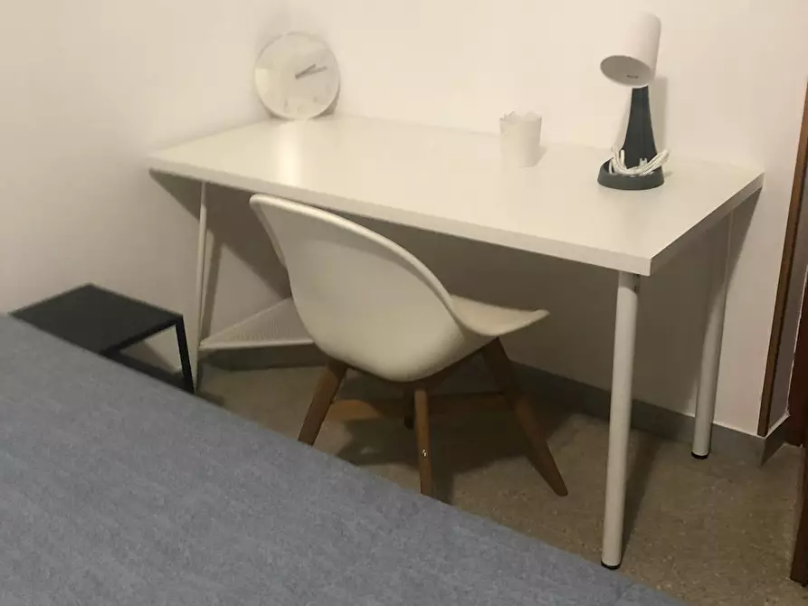 Immagine 2 di Camera condivisa in affitto  in Piazza Erasmo Piaggio a Roma