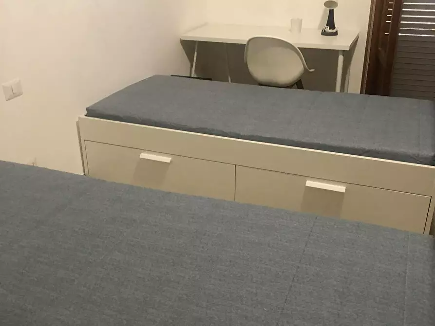 Immagine 5 di Camera condivisa in affitto  in Piazza Erasmo Piaggio a Roma